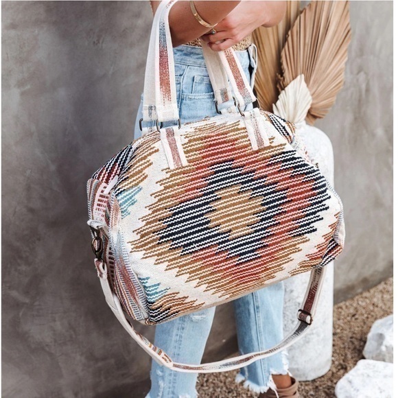 DESERT BOHEMIAN- Weekend Bag - Picture 2 of 10